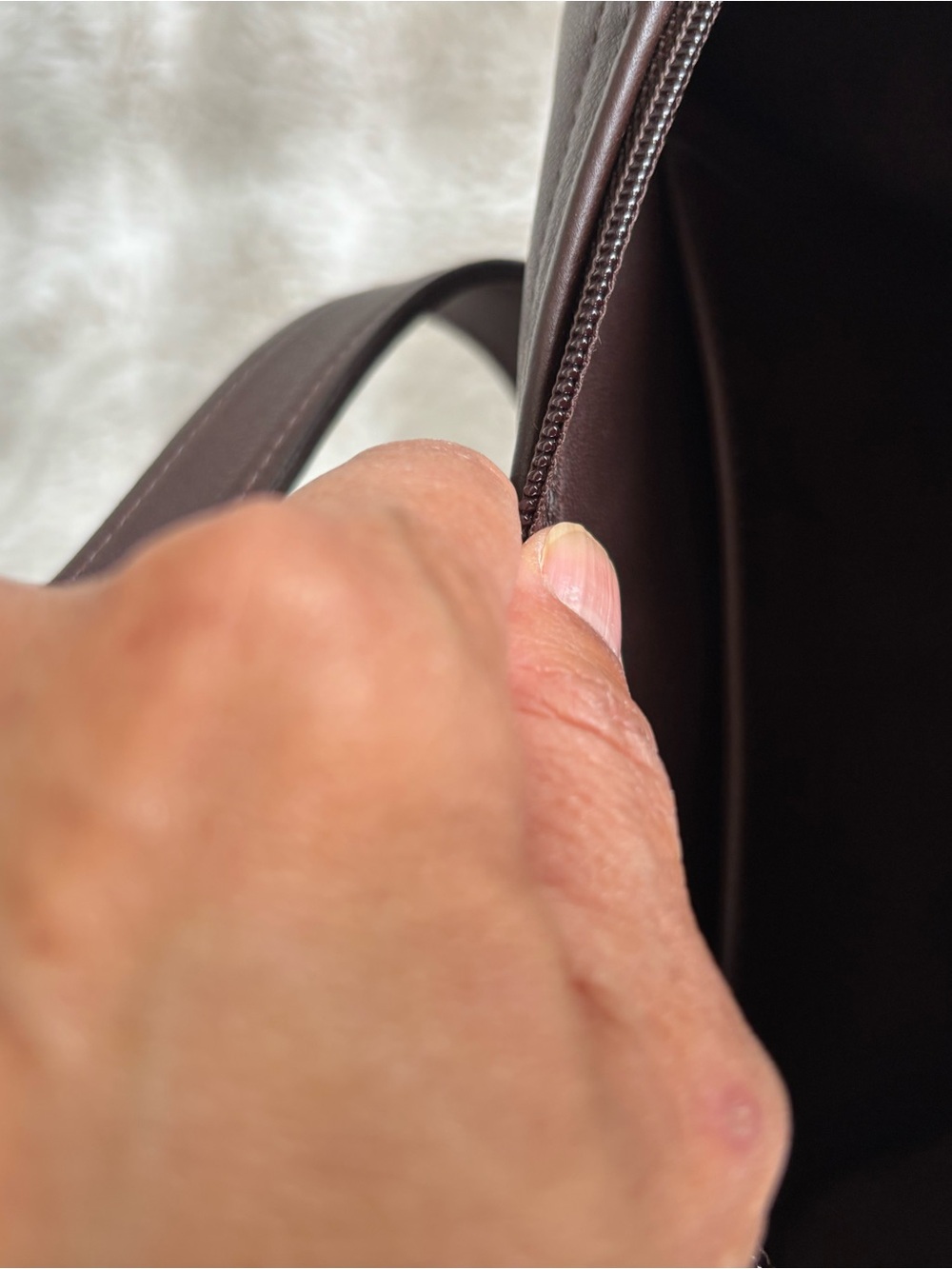 Coach Dark Brown Leather Shoulder Bag with Gold Hardware - Picture 4 of 13